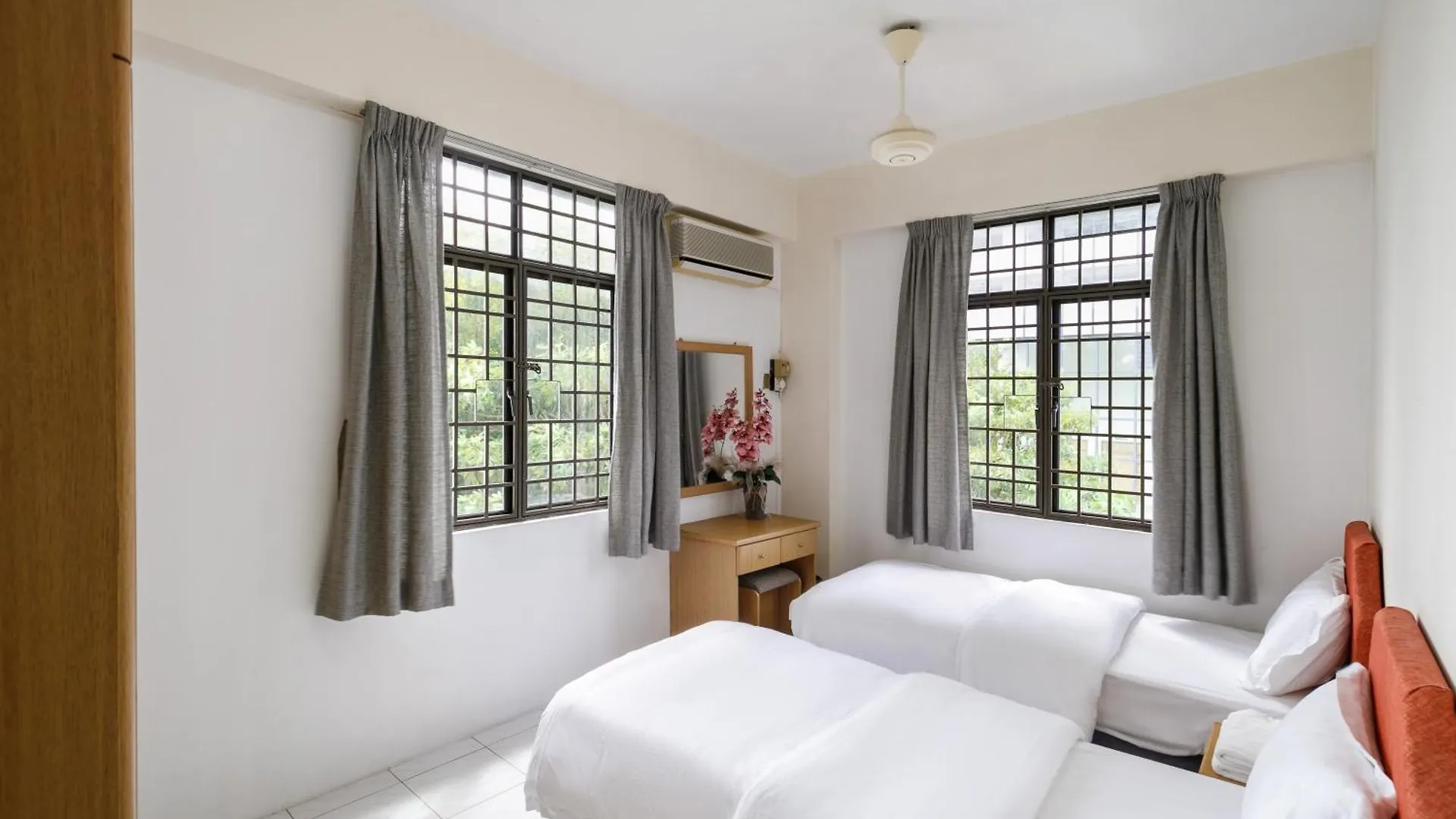 3-Bedroom Stay At Macalister Road & Georgetown, Noble Villa Penang 말레이시아