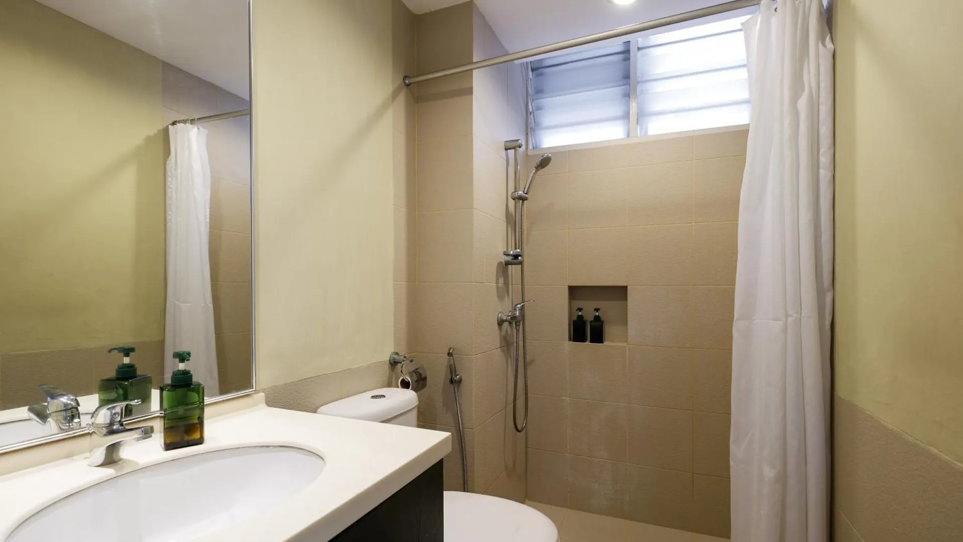 아파트 3-Bedroom Stay At Macalister Road & Georgetown, Noble Villa Penang