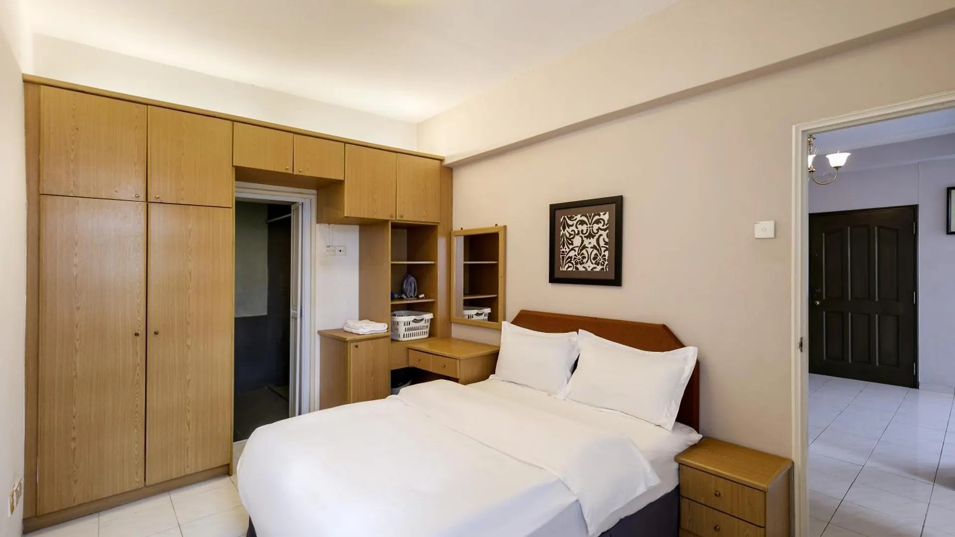 3-Bedroom Stay At Macalister Road & Georgetown, Noble Villa Penang 조지타운